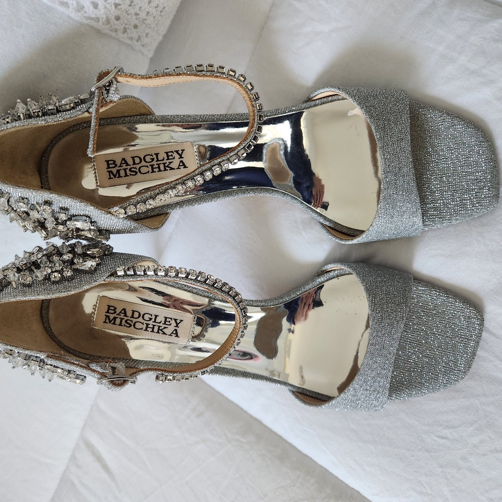 Badgley Mischka Silver Women's Shoes